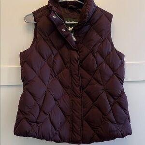 Eddie‎ Bauer Brown goose down quilted size extra large puffer vest.
